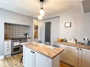 Photo 9- click for photo gallery